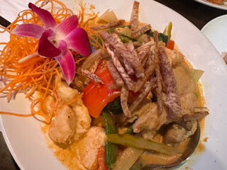 fancy-q-sushi-thai
